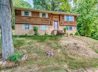 547 McCallie Ferry Rd, Soddy Daisy, TN 37379