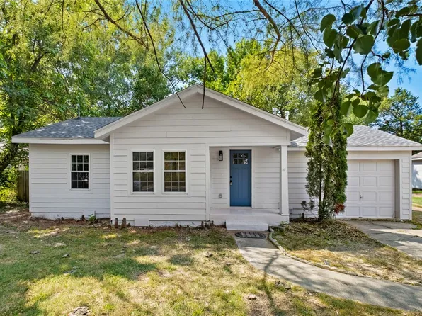 1611 Theodore Dr, Springdale, AR 72762