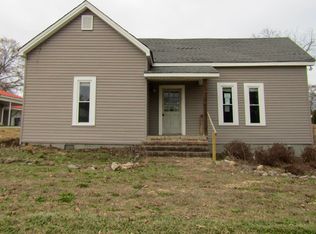 434 W College St, Columbiana, AL 35051
