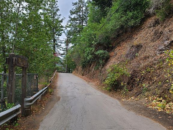 3rd image of 11400 Summerhome Park Road