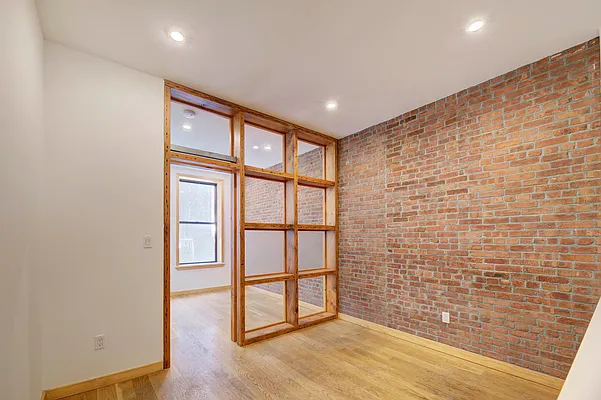 Rented by REAL New York | media 15