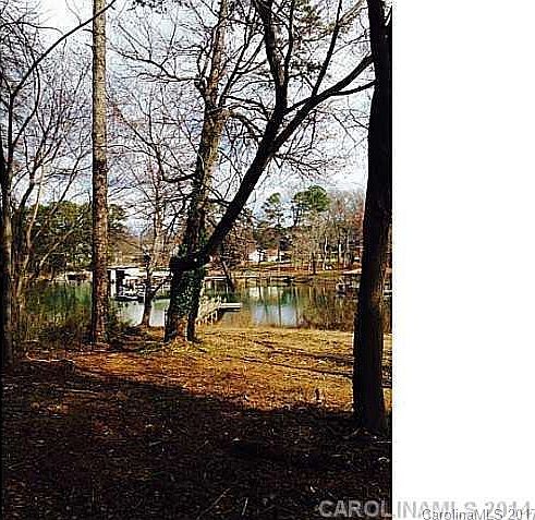2nd image of 15916 Henry Ln