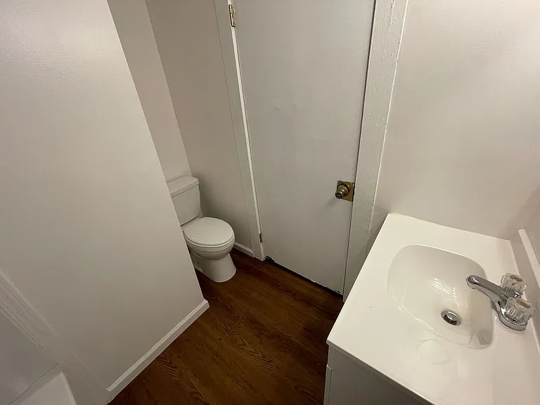 1002 Wilmouth St — Photo 17