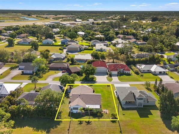 6910 Circle Dr, Fort Myers, FL 33905