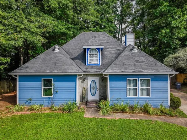 3955 Peninsula Ct, Lawrenceville, GA 30044