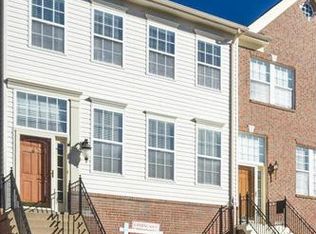 21026 Roaming Shores Ter, Ashburn, VA 20147