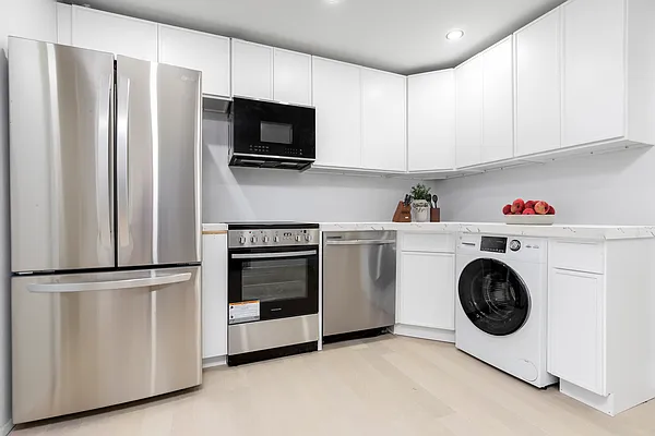 Rented by Platinum Properties | media 13