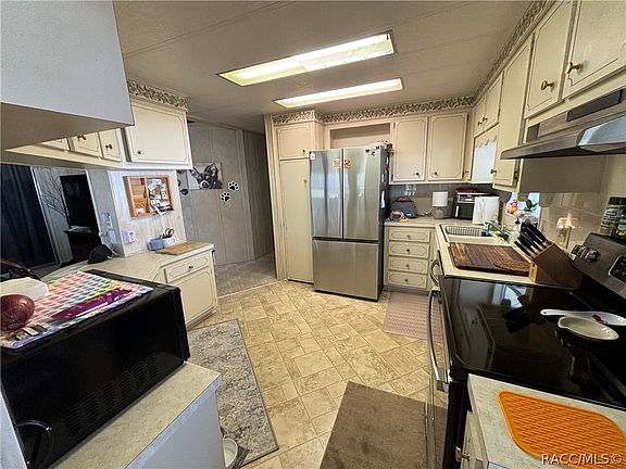 4th image of 12354 George Dr
