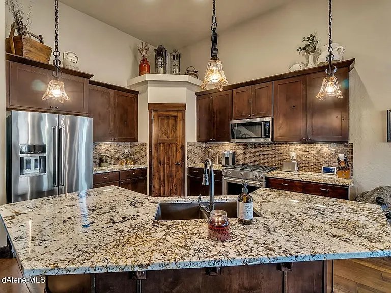 13810 N Pristine Cir — Photo 28
