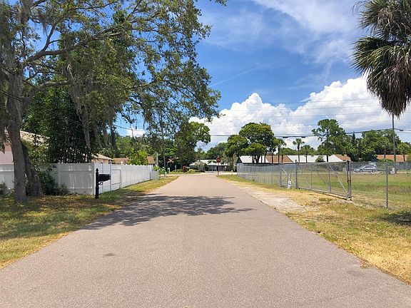 5th image of 5324 72nd Ln N