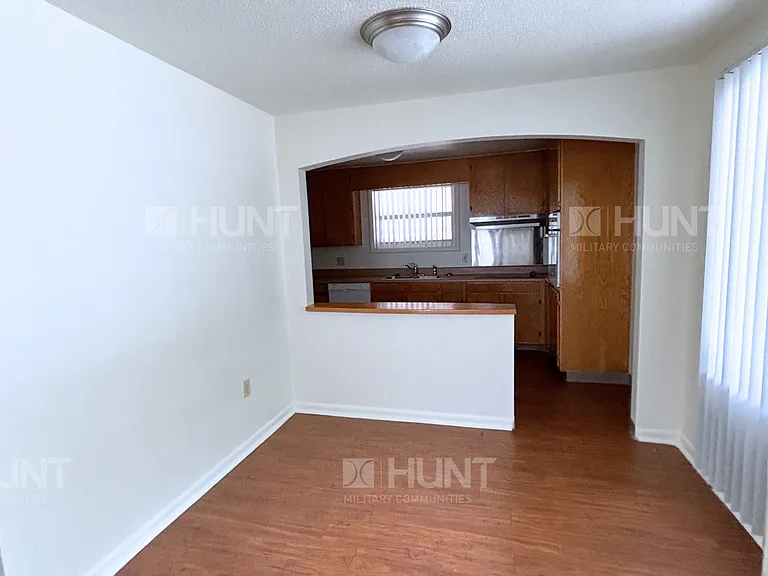 181 W Althea St — Photo 2