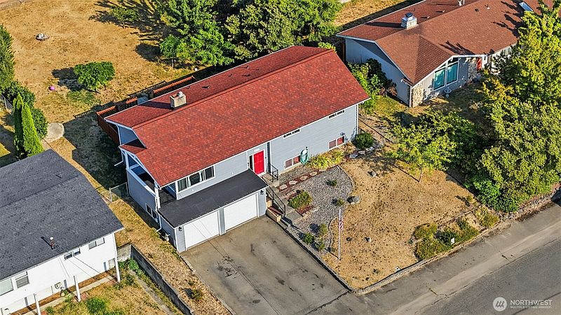 3rd image of 3810 Nome Drive