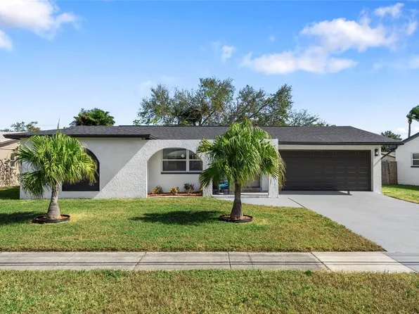 13113 Ridge Rd, Largo, FL 33778