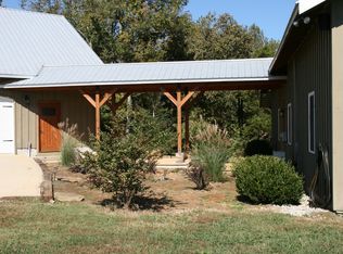 264 Summer Shade Rd, Allons, TN 38541