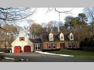 1st image of 118 Amesbury Ct