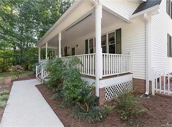 3rd image of 5427 Harvest Ln