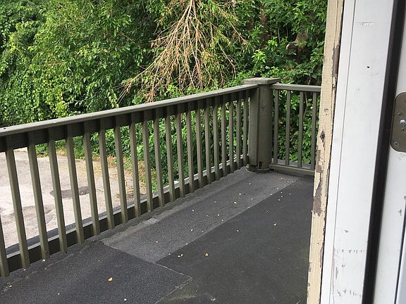 5th image of 1005 Buhrer Ave