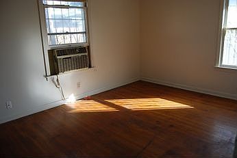 2nd image of 411 Mebane St