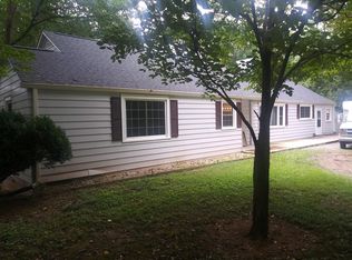 621 W Union St, Morganton, NC 28655