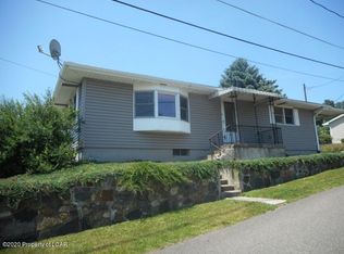 261 Arizona Ave, Shenandoah, PA 17976