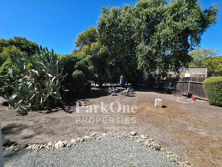 Concord Ave — Photo 9