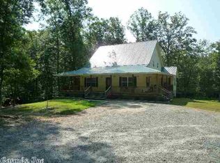 103 E Travis Ln, Mount Ida, AR 71957