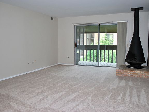 3rd image of 6171 Knoll Lane Ct #33-203