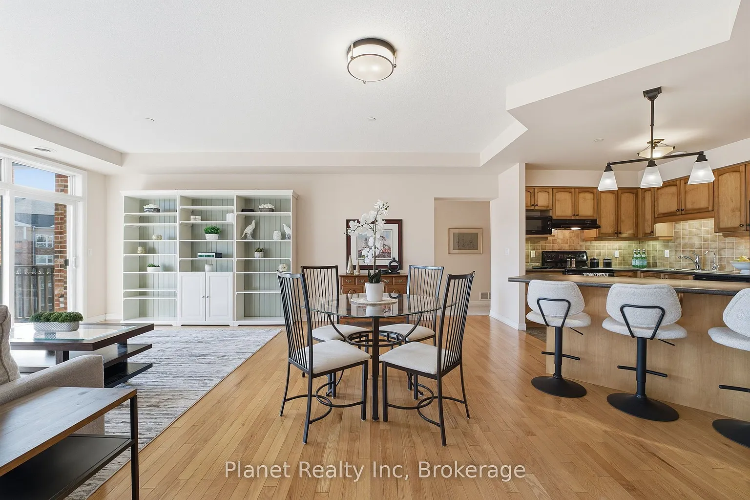 65 Bayberry Dr #301 photo 1