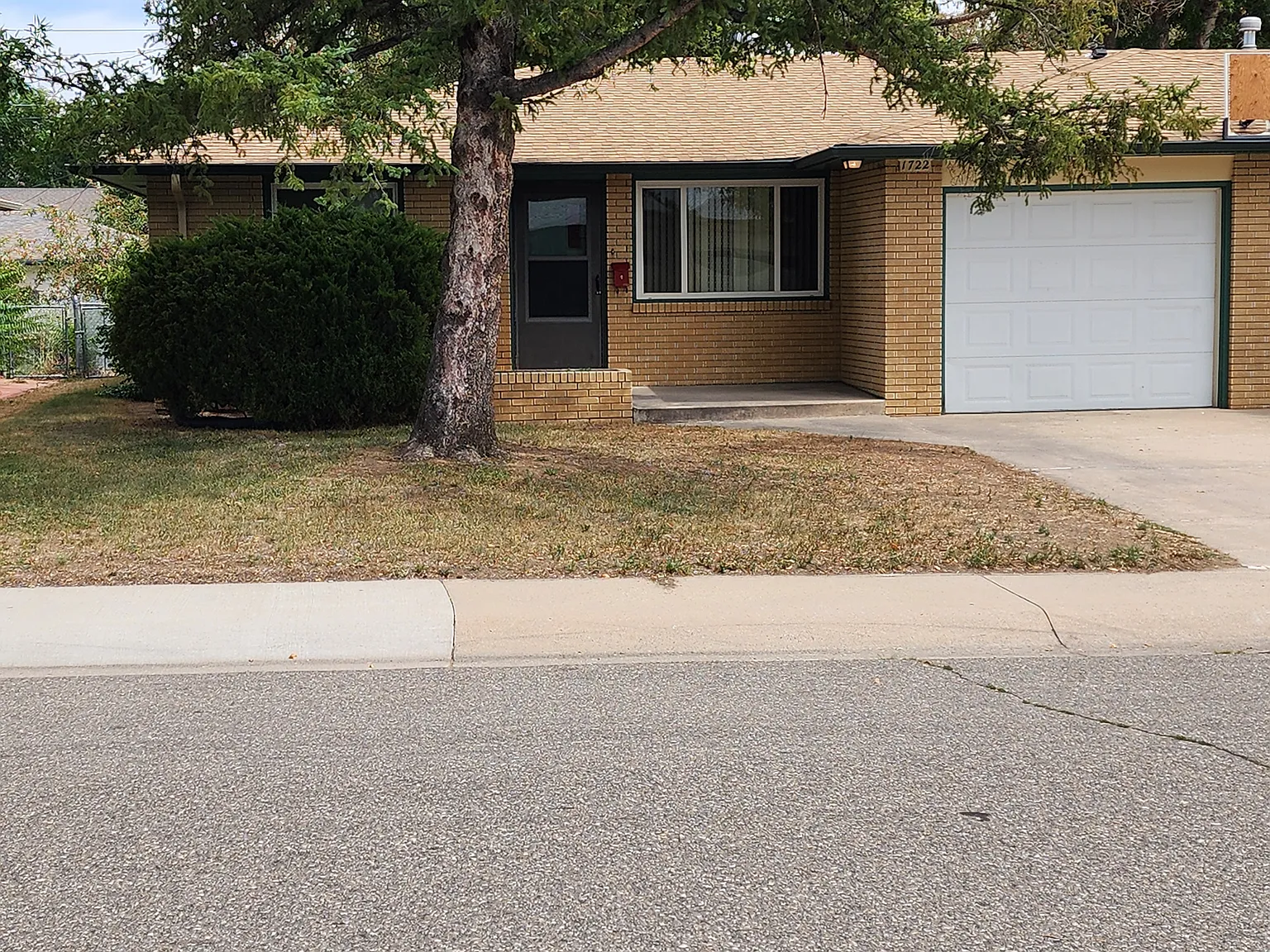 2 bed, 909 sqft, $1,500 — Photo 1