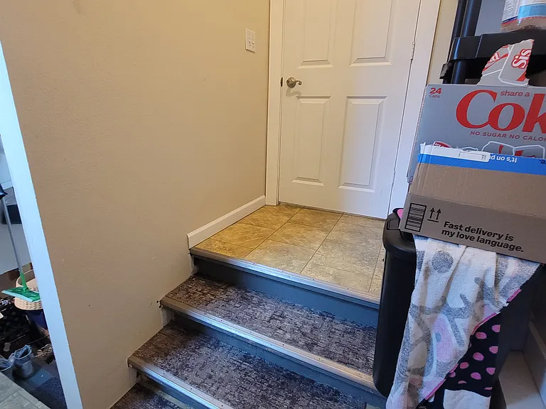 519 Vandenbroek St #1 — Photo 12