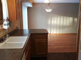 831 Glen Ter, Newport, MN 55055