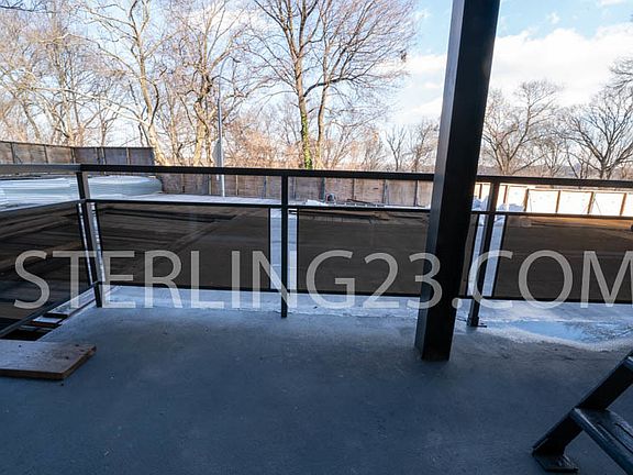 4th image of 7510 Grand Central Pkwy APT 1D