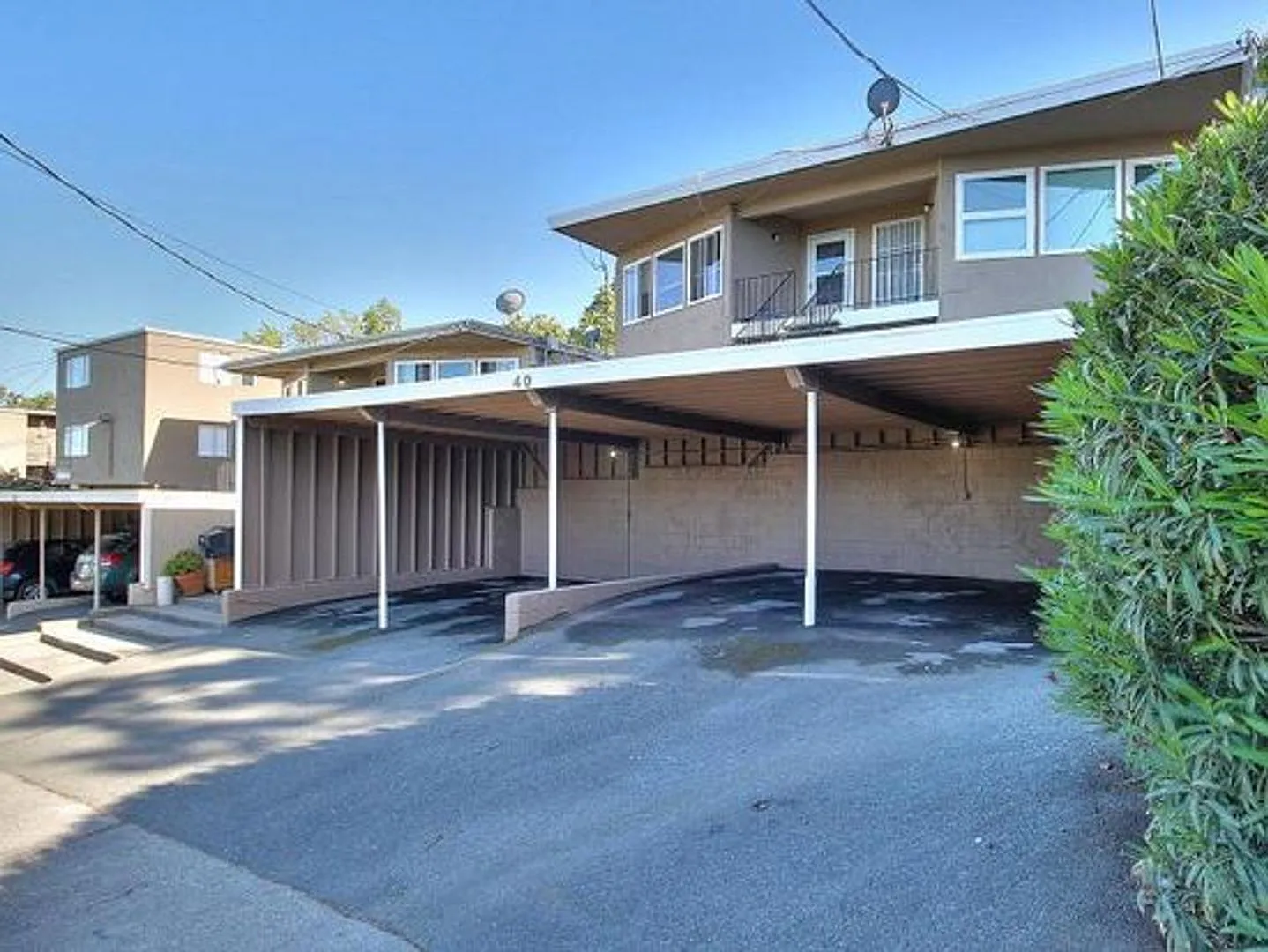 Carquinez — Photo 1