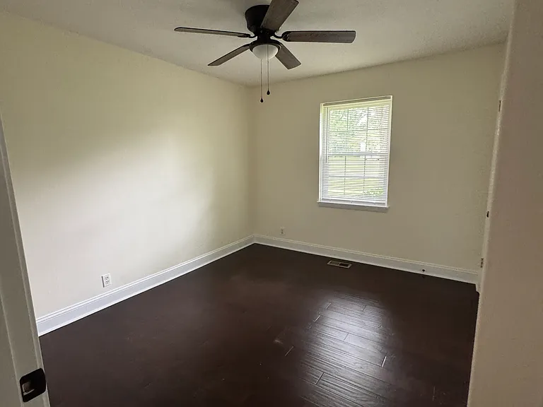 19 Elk Dr — Photo 7