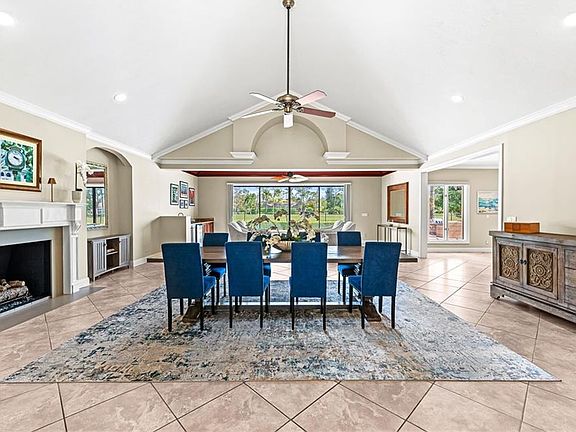5th image of 4701 Oak Leaf DR