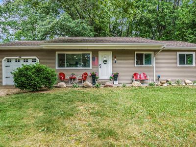 1100 Orchard Dr, Three Rivers, MI, 49093