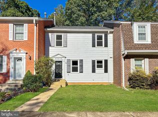 8802 Cameo Sq, Springfield, VA 22152