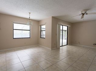 1926 W Albury Pl, Citrus Springs, FL 34434