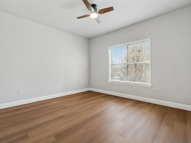 2700 Pine Tree Rd NE #1115 — Photo 14