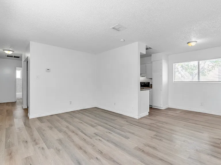 2508 E Mesquite Ave #1 — Photo 11