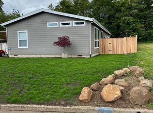 9111 SW Line Dr, Cornelius, OR 97113