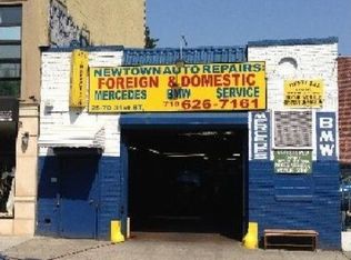 2570 31st St, Astoria, NY 11102