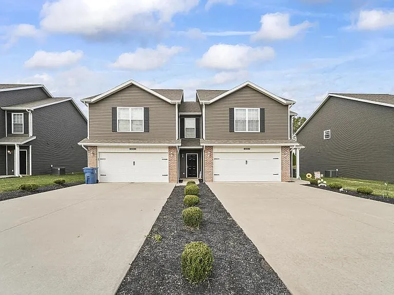 1303 Black Diamond Dr — Photo 8