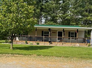 79 Hickory Rd, Oak Hill, OH 45656