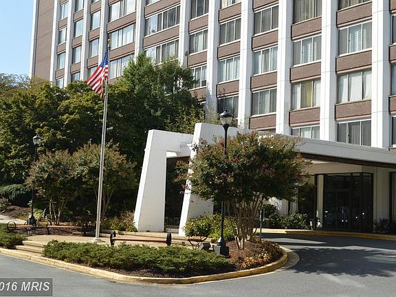 2nd image of 11801 Rockville Pike APT 607