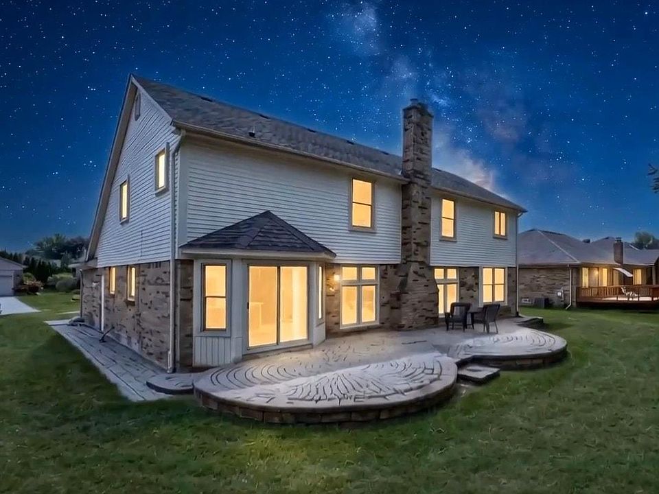 1st image of 40219 Denbigh Dr