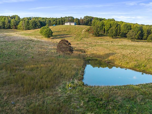 4th image of 610 Summer City Firetower Rd