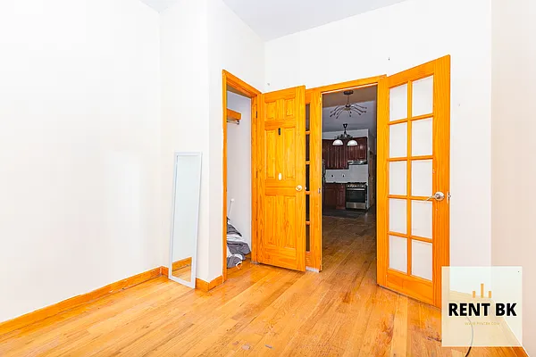 Rented by RENTBK LLC | media 8