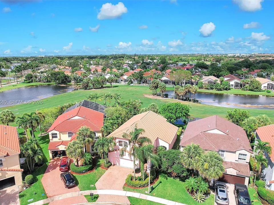 1637 SW 156th Ave