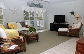 3rd image of 12 Long Beach Blvd #D